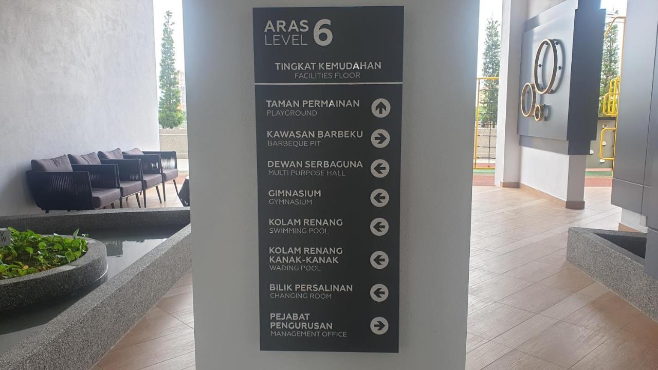 Prestige Troika Luxury Stay Kota Bharu Esterno foto